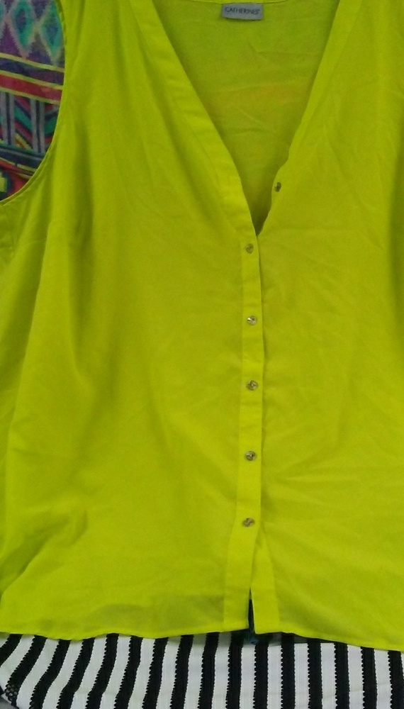 Torrid button down top - Picture 2 of 2